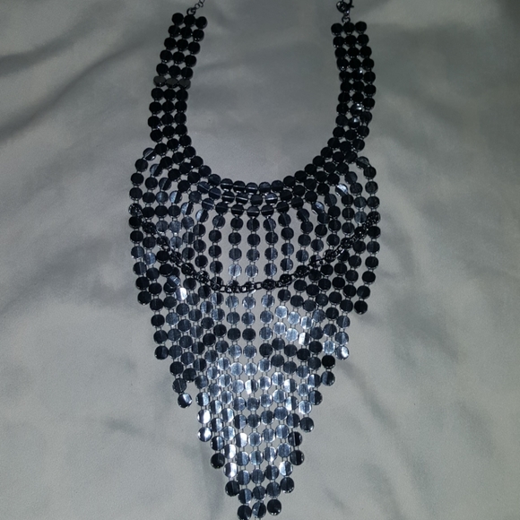 Jewelry - Picture 5 of 5